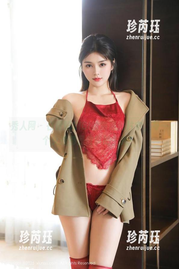 秀人网 - 在黄婧GIGI的高清图片中，每一个女孩都是故事的主角！
