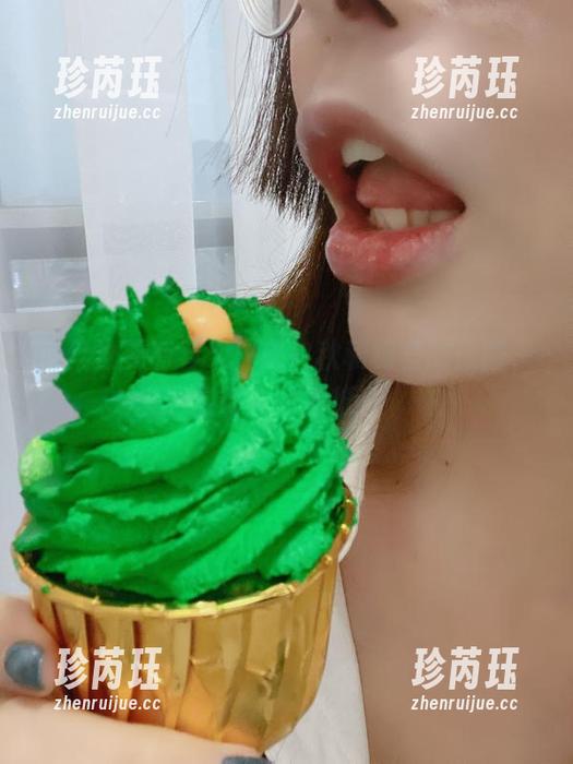 肉丝也要有春天！来自秋和柯基的原图，定制你的壁纸！