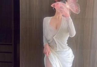 微密圈 - 吊带黑丝+童小芯=原图的惊艳，套图的疯狂，怎么还有人不爱呢？