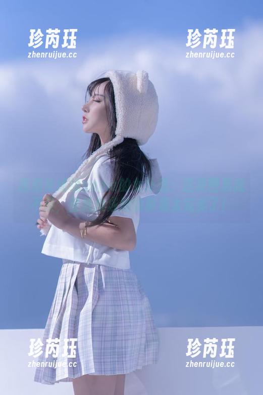 我和米线线sama的女仆透：这美图煞我不及，壁纸换成她的真是太完美了！