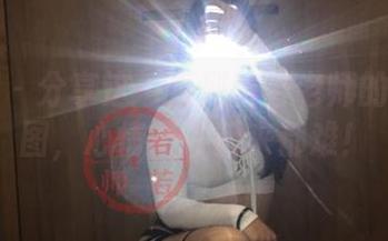微密圈 - 分享这一系列若若老师的瑜伽套图，心情不飞起来都难！