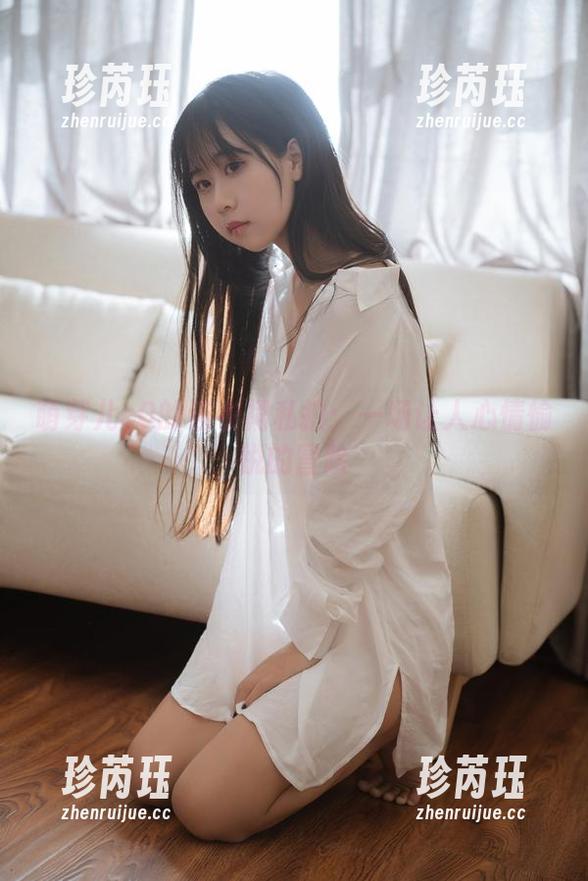 萌芽儿o0的连衣裙私拍：一场让人心情愉悦的冒险