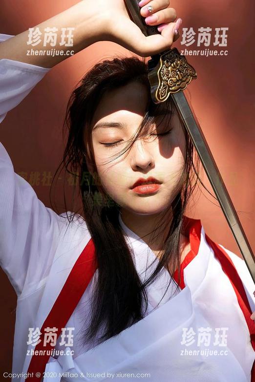 蜜桃社 - 初月的花嫁：资源大放送，作品集里藏了啥？