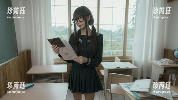 精选西园寺南歌的礼服：从轻盈到优雅，完全看她的心情