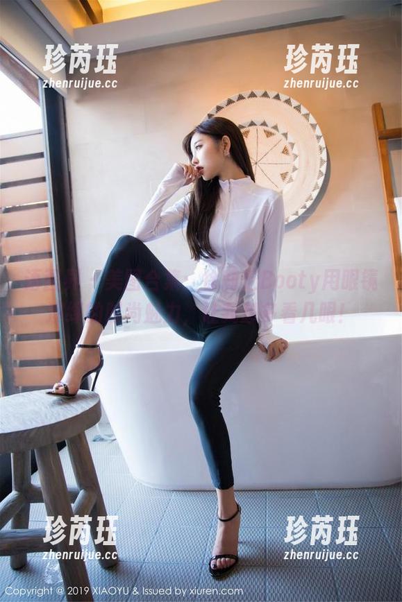 语画界 - 美图合集：徐莉芝Booty用眼镜演绎的时尚魅力，让我想多看几眼！