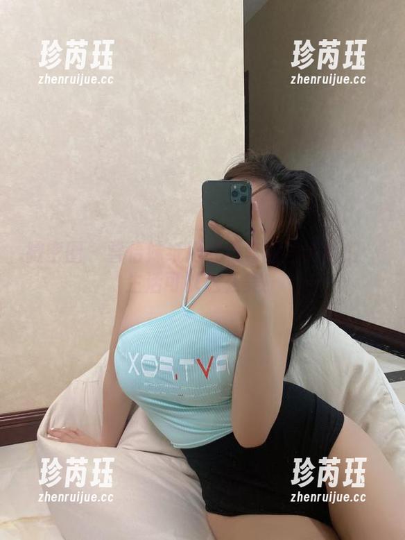 微密圈 - 雪怡妹纸用红色套图告诉我们：生活可以这么美！