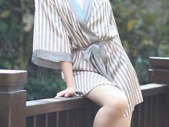 魔镜街拍 - 午后闲适，包臀全套图集里看婷婷如何撩动你的心弦！