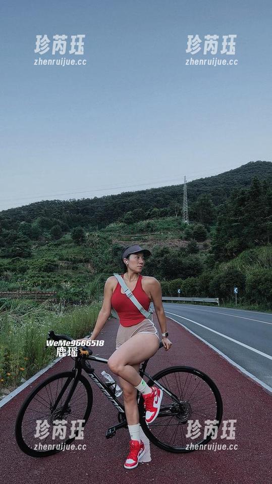微密圈 - 探秘鹿瑶2021的套图，感觉自己也在画里了！